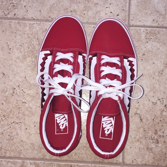 Sold on eBay 🌹Red BAPE Vans Unisex Shark Teeth 🌹 - Picture 3 of 6